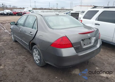 2007 Honda Accord 2.4 Ex from USA, damaged, VIN 1HGCM56897A065057